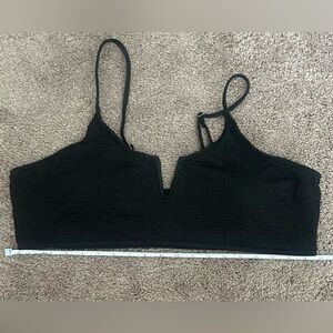 SHEIN Black Textured Swim Top